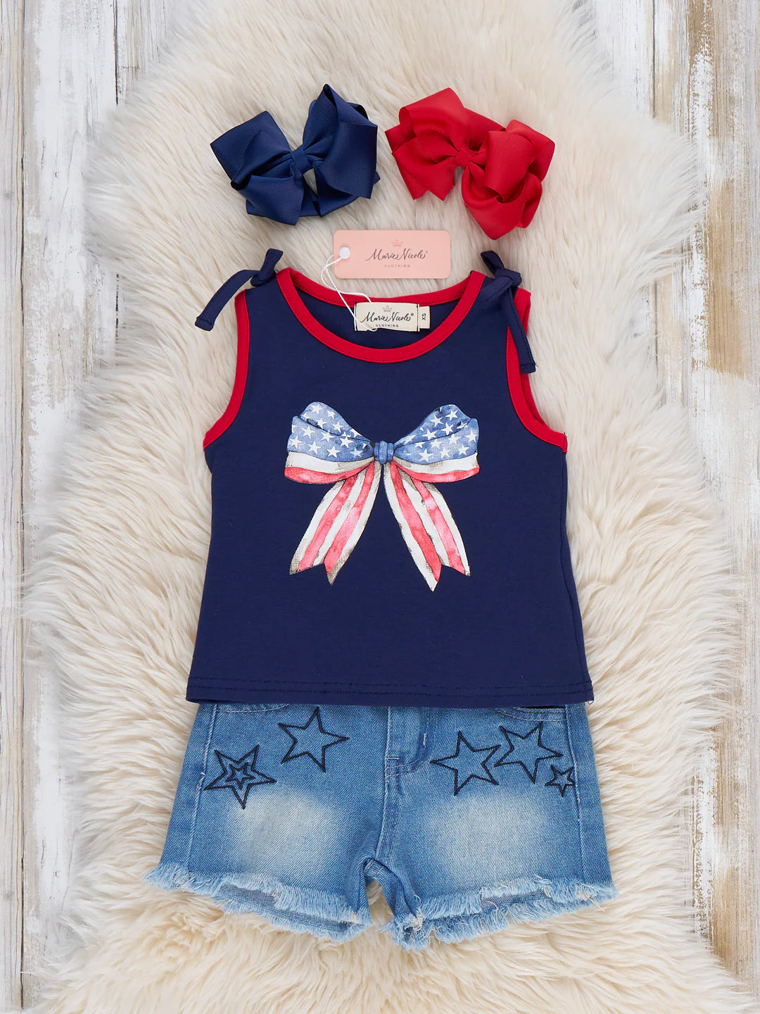 Bow Stars Denim Shorts Outfit